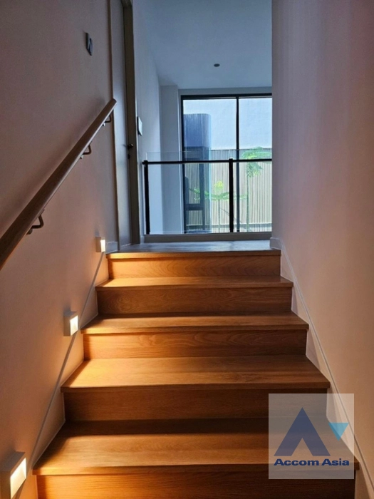 13  4 br House for rent and sale in Ratchadaphisek ,Bangkok MRT Thailand Cultural Center at BuGaan Rama9 - Mengjai AA39562