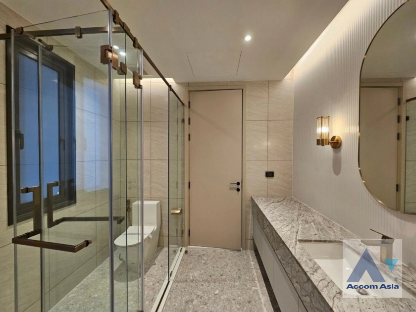 21  4 br House for rent and sale in Ratchadaphisek ,Bangkok MRT Thailand Cultural Center at BuGaan Rama9 - Mengjai AA39562