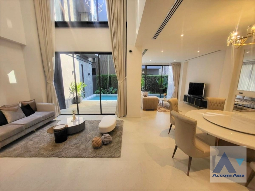 7  4 br House for rent and sale in Ratchadaphisek ,Bangkok MRT Thailand Cultural Center at BuGaan Rama9 - Mengjai AA39562