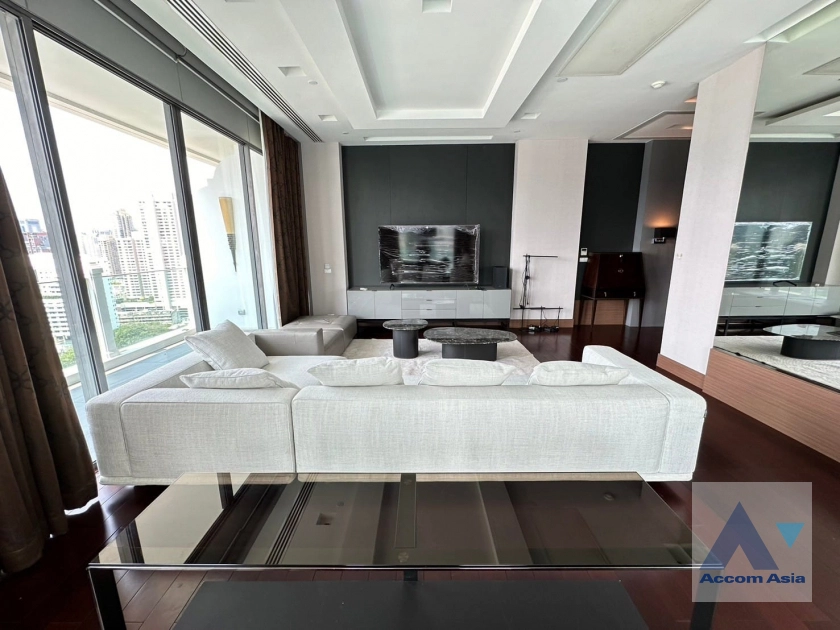 unitPrivate Swimming Pool, Duplex Condo |  3 Bedrooms  Condominium For Rent in Sukhumvit, Bangkok  near BTS Phrom Phong (AA39568)