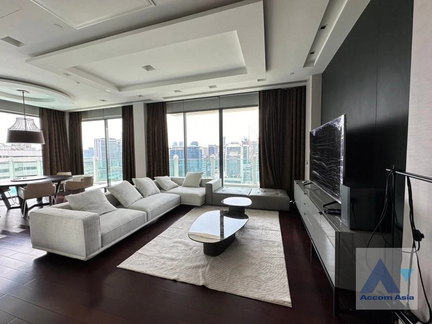  1  3 br Condominium For Rent in Sukhumvit ,Bangkok BTS Phrom Phong at Le Raffine Sukhumvit 39 AA39568