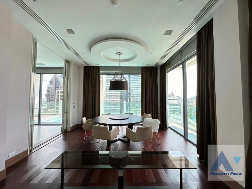 Duplex Condo |  3 Bedrooms  Condominium For Rent in Sukhumvit, Bangkok  near BTS Phrom Phong (AA39568)