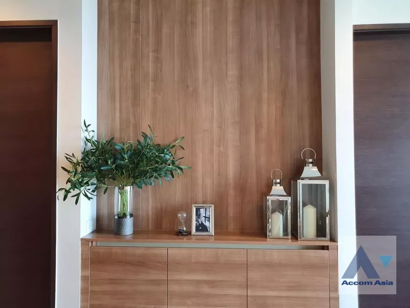 unit 1 Bedroom  Condominium For Rent in Sathorn, Bangkok  near BTS Saphan Taksin (AA39570)