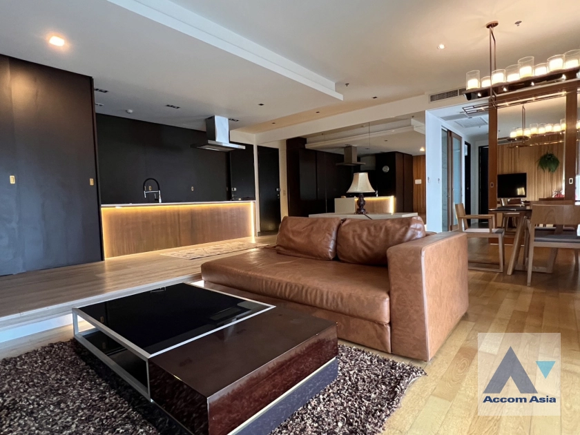 Fully Furnished |  3 Bedrooms  Condominium For Rent in Sukhumvit, Bangkok  near BTS Phrom Phong (AA39572)