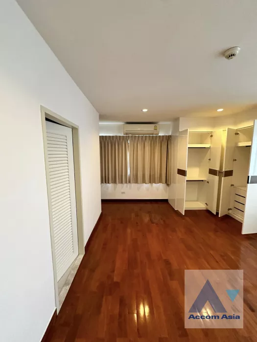 15  3 br Condominium For Rent in Sukhumvit ,Bangkok BTS Nana at Tower Park AA39573