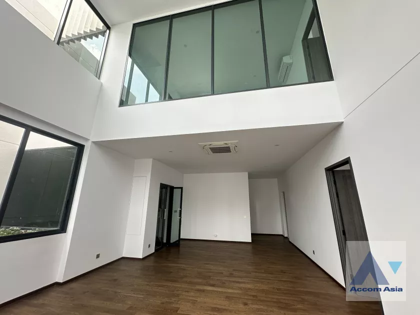  1  5 br House for rent and sale in Phaholyothin ,Bangkok  at Penton Ari-Sutthisan AA39575