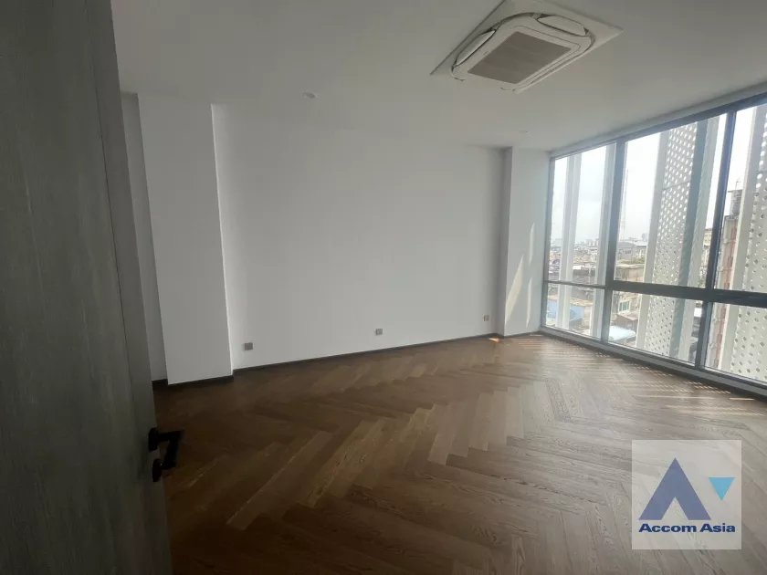 7  5 br House for rent and sale in Phaholyothin ,Bangkok  at Penton Ari-Sutthisan AA39575