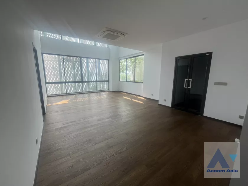 8  5 br House for rent and sale in Phaholyothin ,Bangkok  at Penton Ari-Sutthisan AA39575