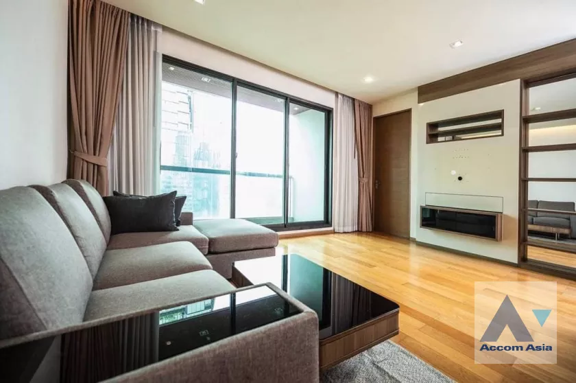 Fully Furnished |  2 Bedrooms  Condominium For Rent & Sale in Silom, Bangkok  near BTS Chong Nonsi (AA39576)