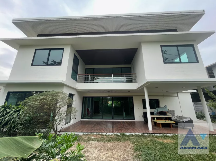  2  4 br House For Sale in Phaholyothin ,Bangkok  AA39581