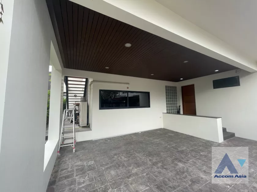 22  4 br House For Sale in Phaholyothin ,Bangkok  AA39581