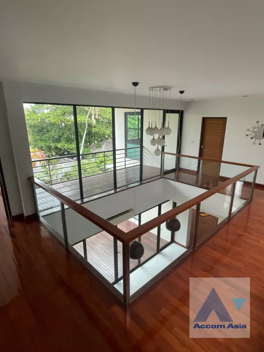 9  4 br House For Sale in Phaholyothin ,Bangkok  AA39581