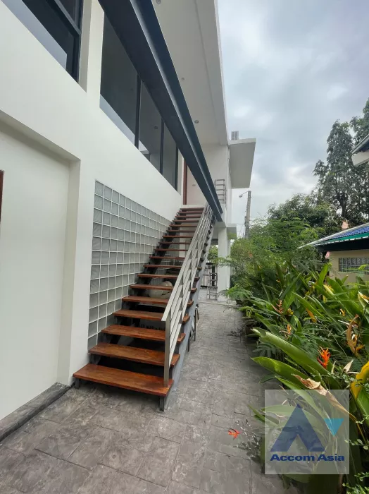 25  4 br House For Sale in Phaholyothin ,Bangkok  AA39581