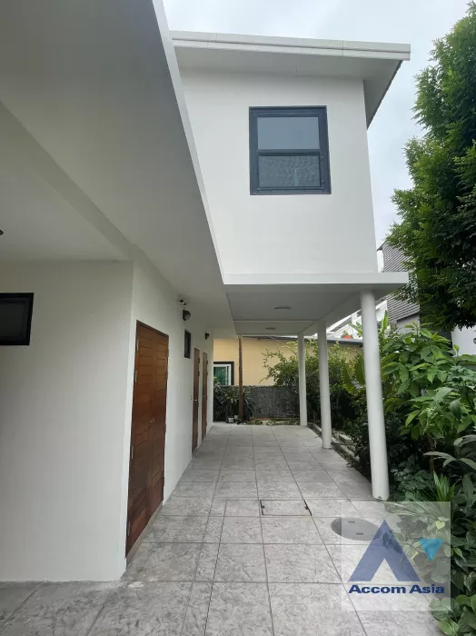 24  4 br House For Sale in Phaholyothin ,Bangkok  AA39581
