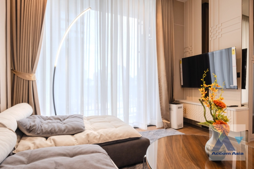 6  2 br Condominium for rent and sale in Ploenchit ,Bangkok BTS Ploenchit at MUNIQ Langsuan AA39582