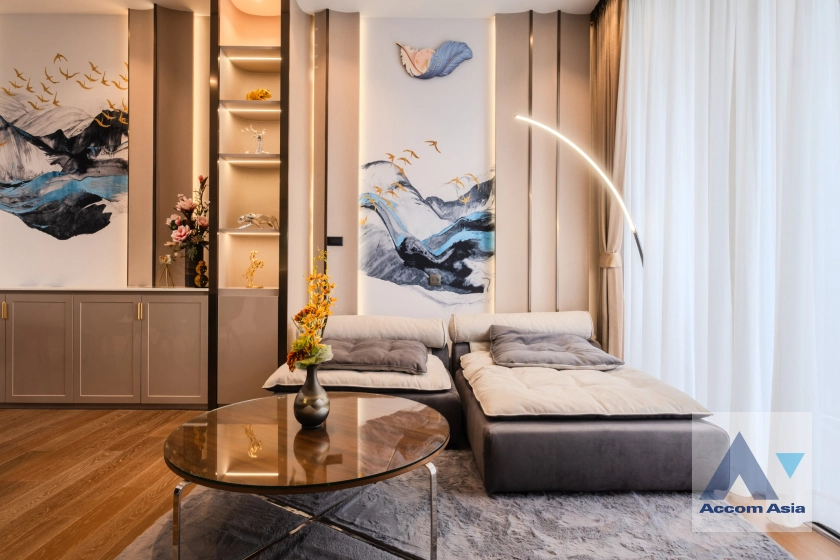 5  2 br Condominium for rent and sale in Ploenchit ,Bangkok BTS Ploenchit at MUNIQ Langsuan AA39582