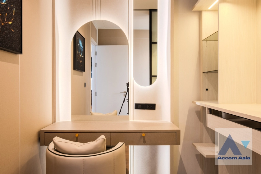 12  2 br Condominium for rent and sale in Ploenchit ,Bangkok BTS Ploenchit at MUNIQ Langsuan AA39582