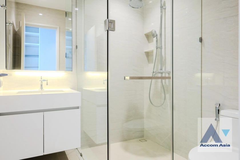 20  2 br Condominium for rent and sale in Ploenchit ,Bangkok BTS Ploenchit at MUNIQ Langsuan AA39582