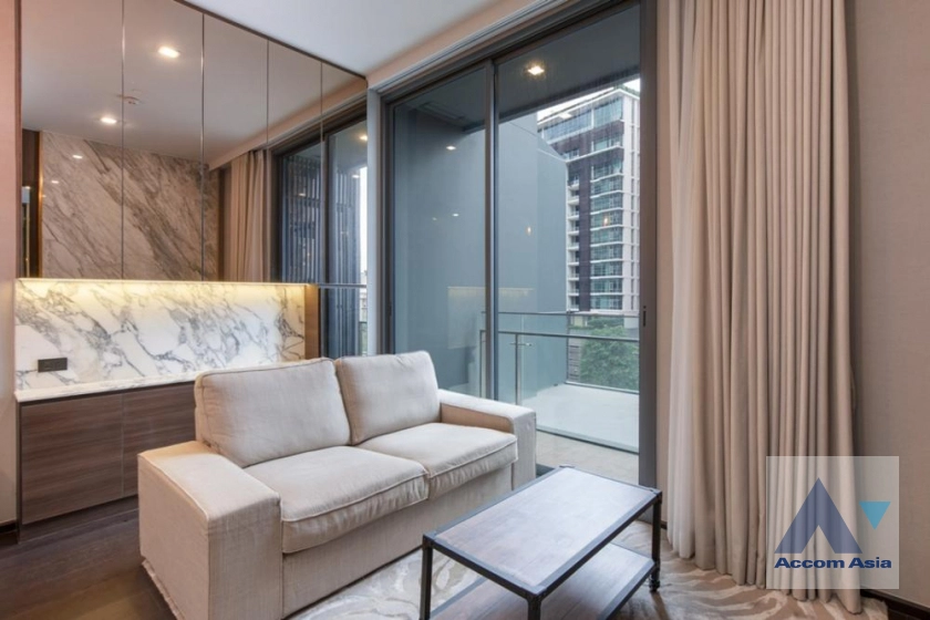 unit 1 Bedroom  Condominium For Rent & Sale in Sukhumvit, Bangkok  near BTS Phrom Phong (AA39589)