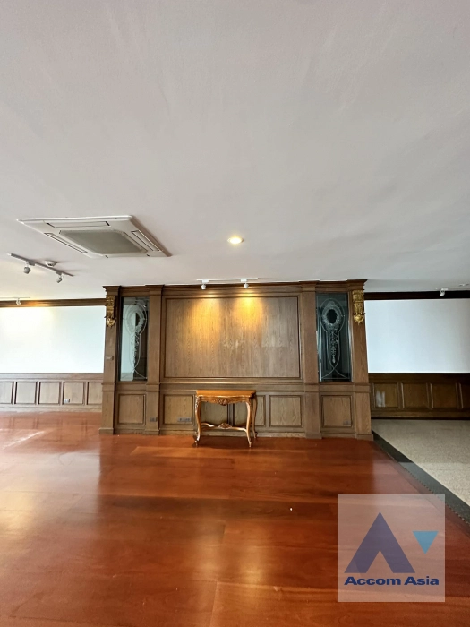  1  4 br Condominium for rent and sale in Sukhumvit ,Bangkok BTS Nana at Tower Park AA39590