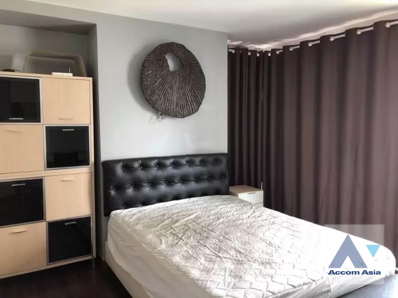 unit 2 Bedrooms  Condominium For Rent in Sukhumvit, Bangkok  near BTS Nana (AA39591)