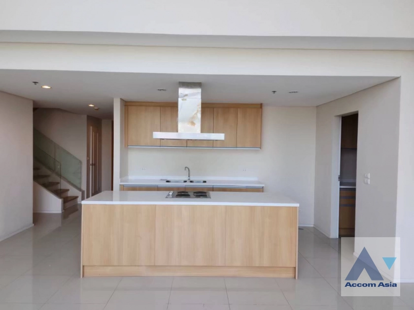  1  4 br Condominium For Rent in Phaholyothin ,Bangkok MRT Phetchaburi - ARL Makkasan at Villa Asoke AA39593