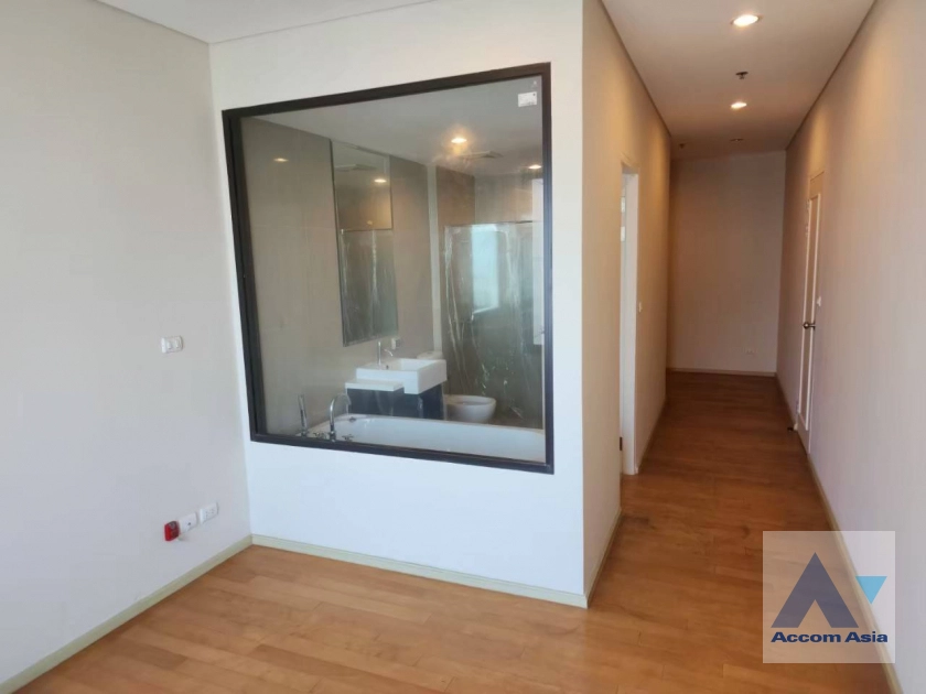 7  4 br Condominium For Rent in Phaholyothin ,Bangkok MRT Phetchaburi - ARL Makkasan at Villa Asoke AA39593