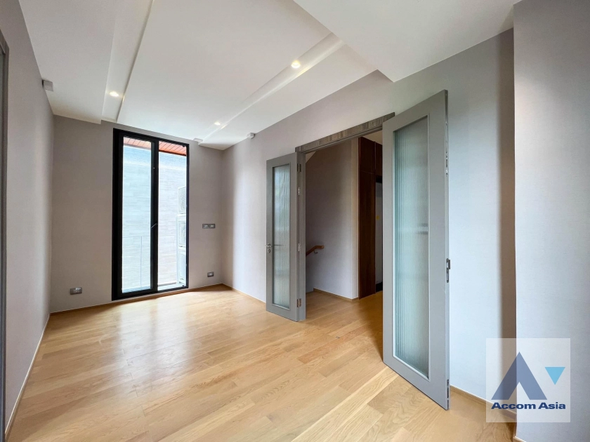 5  5 br House For Sale in Sathorn ,Bangkok BTS Sala Daeng - MRT Khlong Toei at Anina Villa Sathorn-Yenakart AA39597