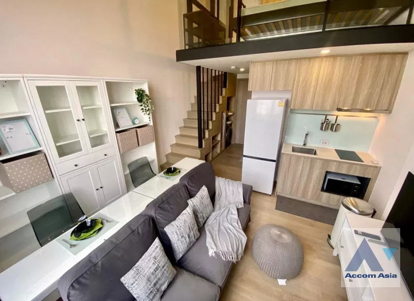 Duplex Condo |  1 Bedroom  Condominium For Rent in Sukhumvit, Bangkok  near BTS On Nut (AA39598)