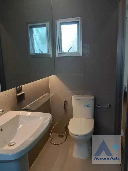 9  3 br House for rent and sale in Ratchadaphisek ,Bangkok  at Private Nirvana Residence North-East AA39600