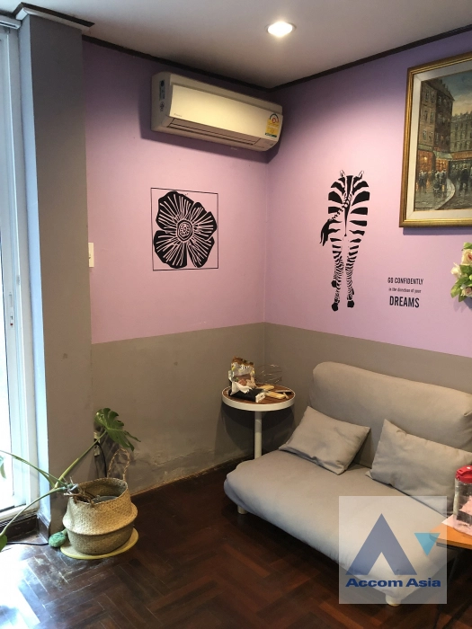 11  4 br House for rent and sale in Sukhumvit ,Bangkok BTS Phra khanong AA39609