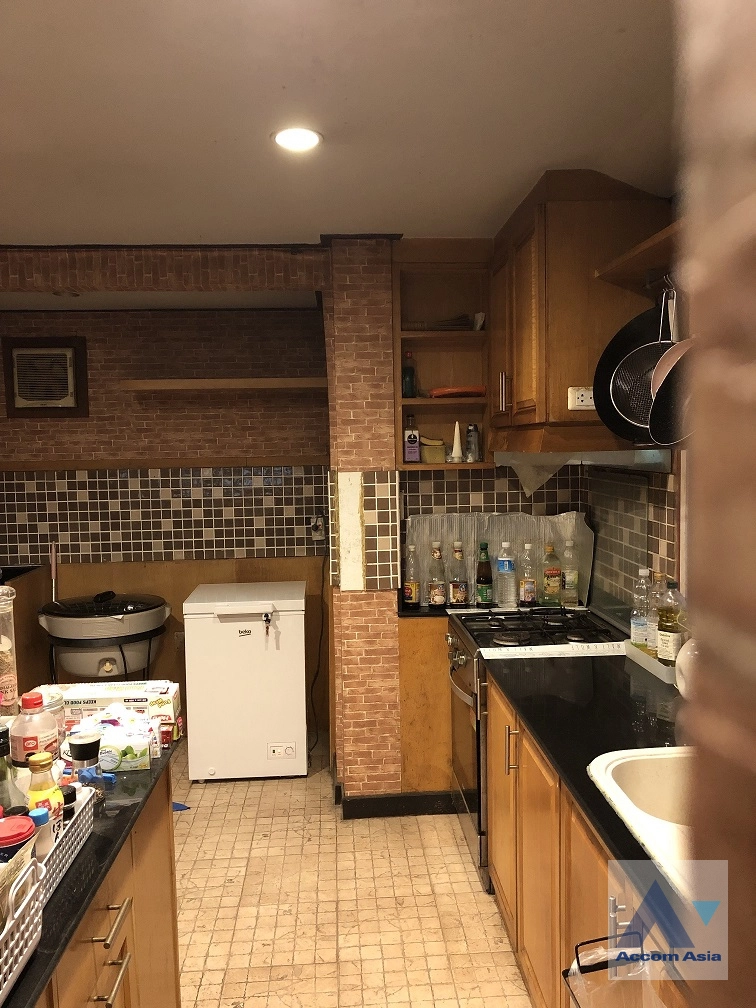 8  4 br House for rent and sale in Sukhumvit ,Bangkok BTS Phra khanong AA39609