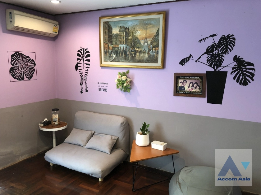 12  4 br House for rent and sale in Sukhumvit ,Bangkok BTS Phra khanong AA39609