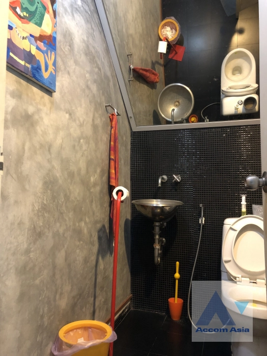 17  4 br House for rent and sale in Sukhumvit ,Bangkok BTS Phra khanong AA39609