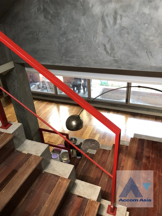 14  4 br House for rent and sale in Sukhumvit ,Bangkok BTS Phra khanong AA39609