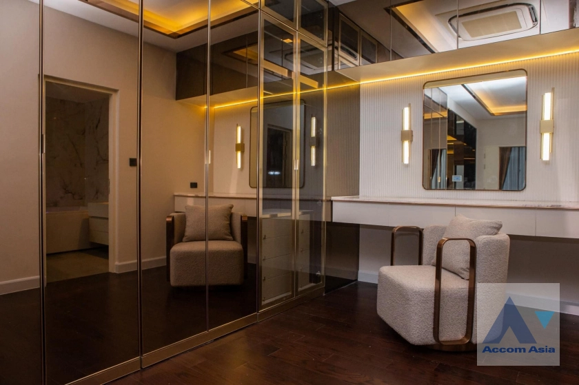 13  3 br House for rent and sale in Lat Phrao ,Bangkok  at The Gentry Ekamai - Ladprao AA39611