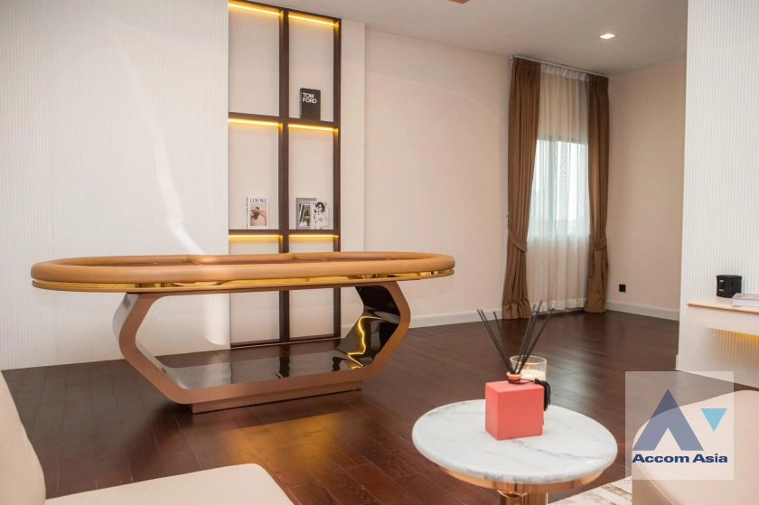 8  3 br House for rent and sale in Lat Phrao ,Bangkok  at The Gentry Ekamai - Ladprao AA39611