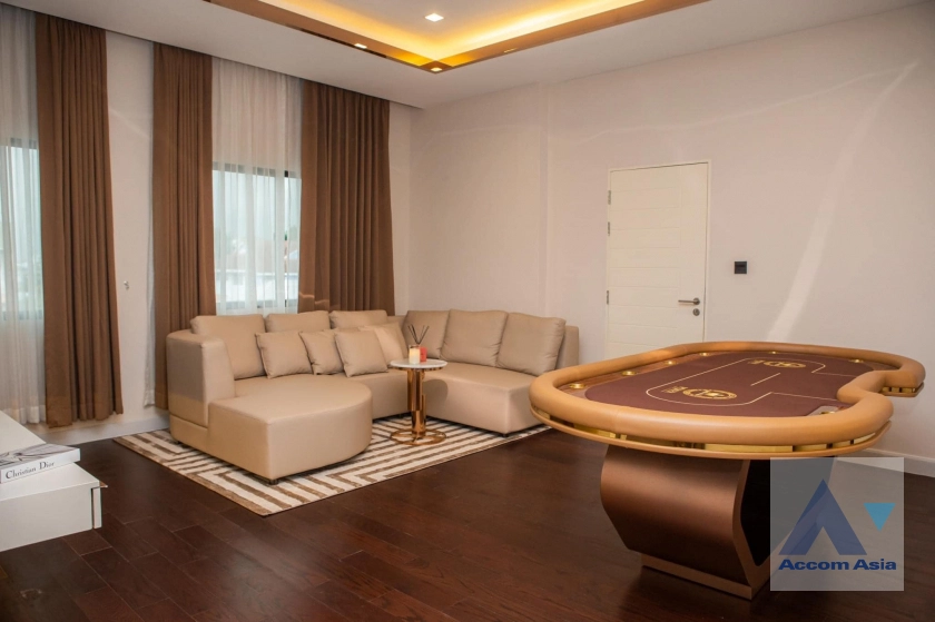 5  3 br House for rent and sale in Lat Phrao ,Bangkok  at The Gentry Ekamai - Ladprao AA39611