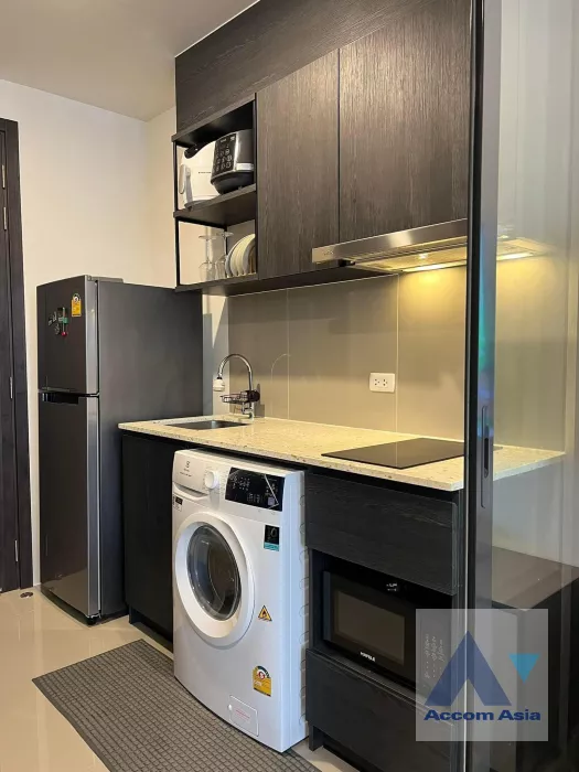 4  1 br Condominium For Sale in Ratchadaphisek ,Bangkok MRT Sutthisan at XT Huaikhwang  AA39612