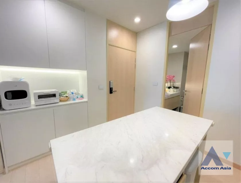 4  3 br Condominium for rent and sale in Silom ,Bangkok BTS Chong Nonsi at Silom Suite AA39613