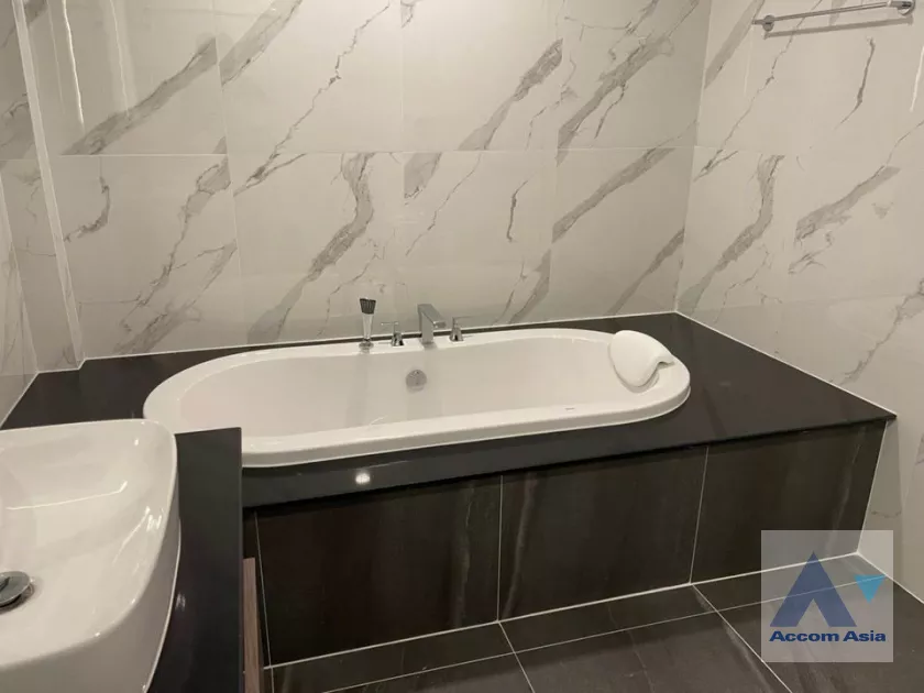 12  4 br House For Sale in Pattanakarn ,Bangkok  at The City Sukhumvit Onnut AA39618