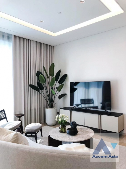 unitFully Furnished |  2 Bedrooms  Condominium For Rent in Ploenchit, Bangkok  near BTS Chitlom (AA39619)