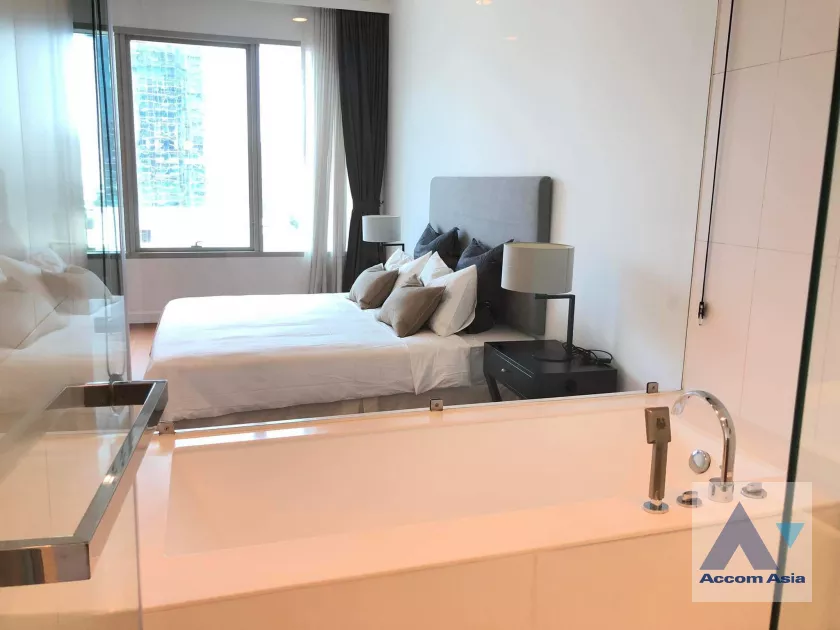 17  1 br Condominium for rent and sale in Ploenchit ,Bangkok BTS Ratchadamri - MRT Silom at 185 Rajadamri AA39620
