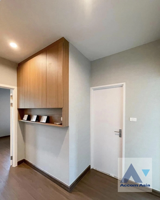 8  3 br House For Rent in Samutprakan ,Samutprakan  at Areeya Como Bangna Km.10 AA39621