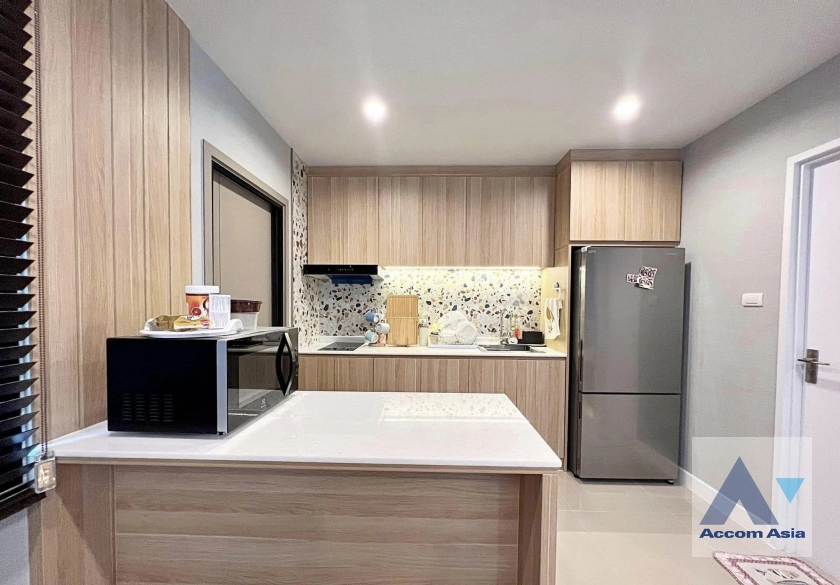 5  3 br House For Rent in Samutprakan ,Samutprakan  at Areeya Como Bangna Km.10 AA39621