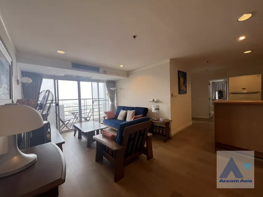 Corner Unit |  2 Bedrooms  Condominium For Rent in Sukhumvit, Bangkok  near BTS Phrom Phong (AA39627)