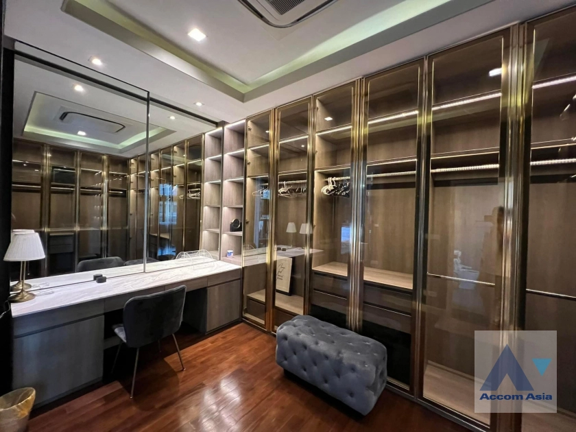 13  4 br House for rent and sale in Latkrabang ,Bangkok  at Bangkok Boulevard Ramintra-Serithai 2 AA39636