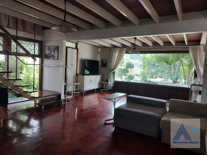 13  5 br House For Rent in Samutprakan ,Samutprakan  AA39638