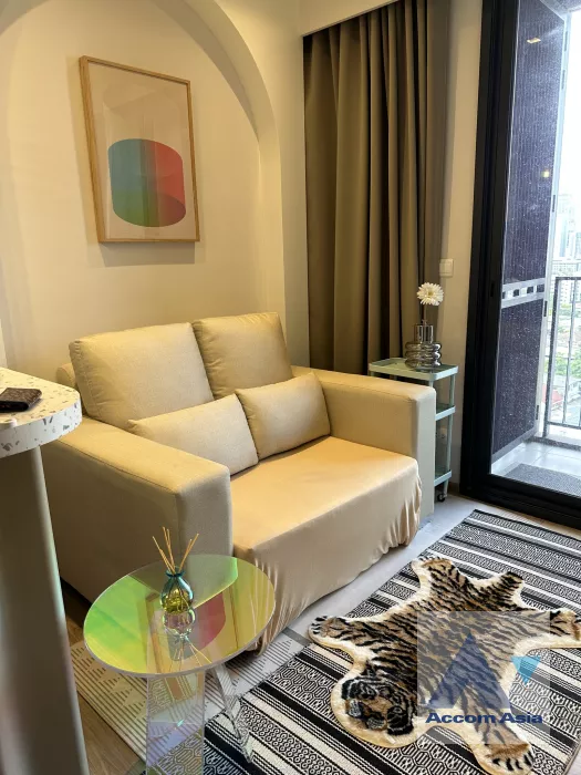 unit 2 Bedrooms  Condominium For Rent in Sukhumvit, Bangkok  near BTS Thong Lo (AA39647)