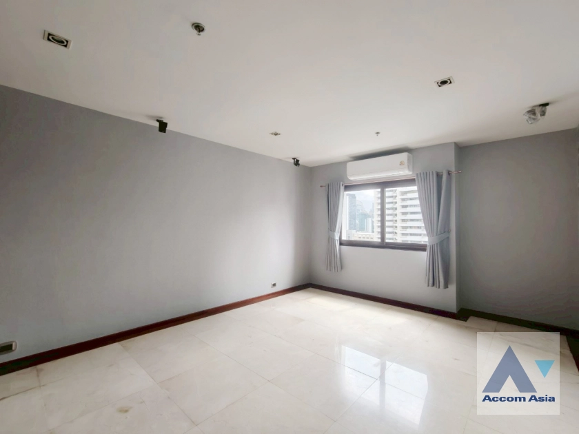 26  3 br Condominium for rent and sale in Sukhumvit ,Bangkok BTS Nana at Kallista Mansion AA39655